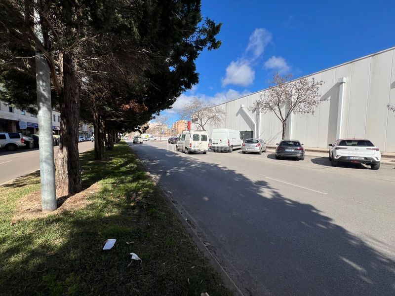 Foto 436f8fe1-8c09-4fd5-ba8d-324a0be04194. Aparcament cotxe a Valdepasillas - La Paz - Huerta Rosales Badajoz