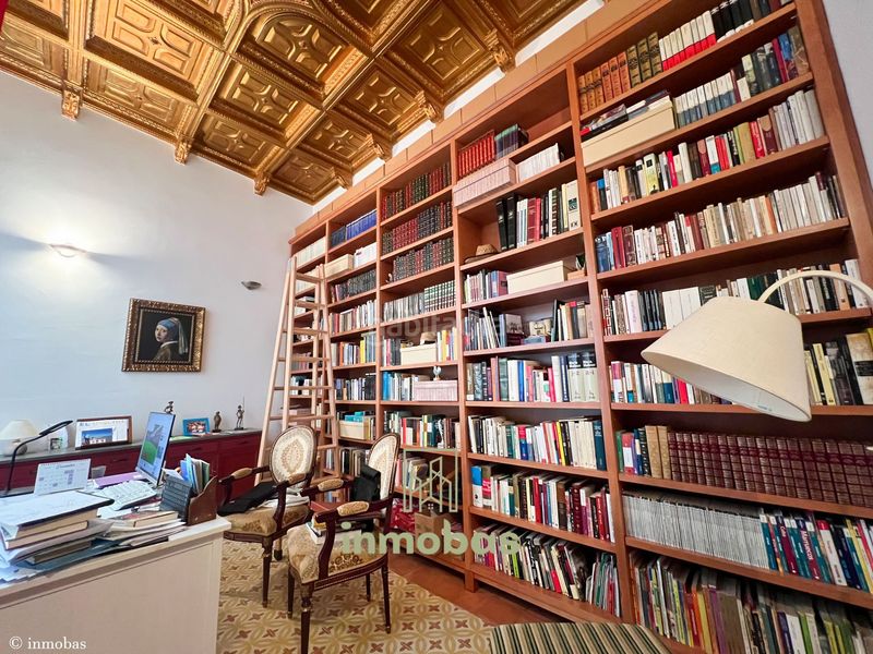 Foto d7b4b63e-1265-42f1-9a71-96a5bf04d58a. Casa amb calefacció a Casco Antiguo Badajoz