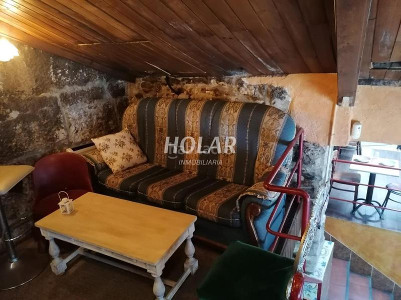 Foto 3ecf7603-1dc1-48bc-98dd-17dcbcf0c0e3. Lloguer local comercial a Casco Vello Vigo