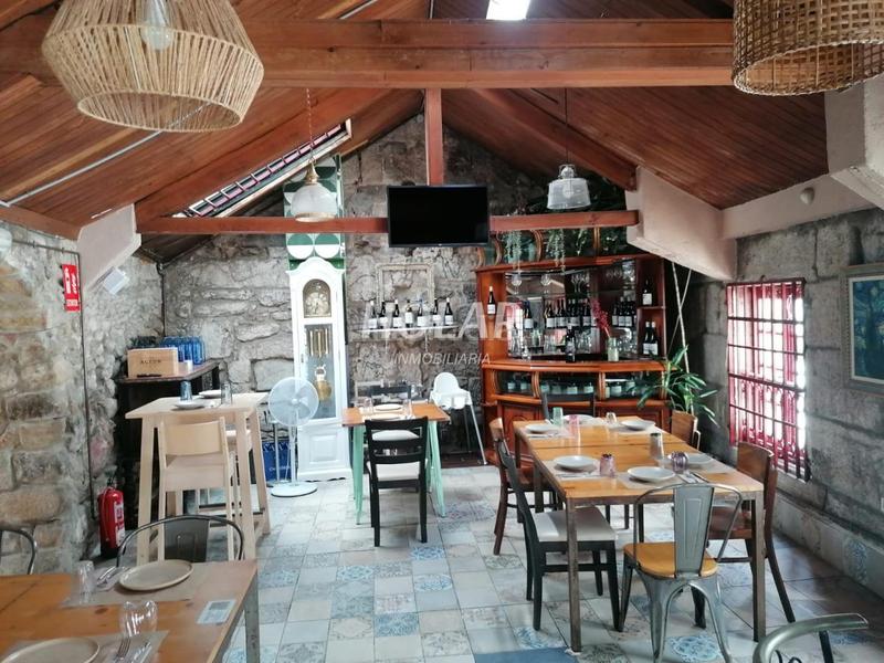 Foto 6c4e01d4-f24f-40be-ac4b-983c03ee1292. Lloguer local comercial a Casco Vello Vigo