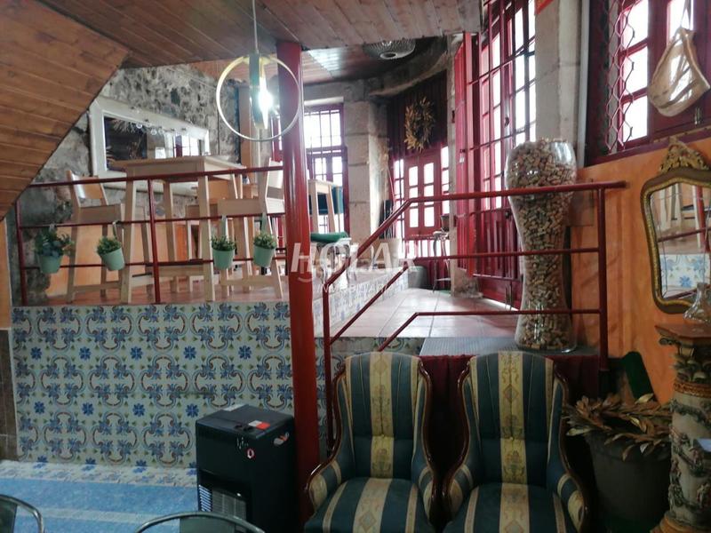 Foto 7bc247da-10bc-4918-929b-8763eb68ff16. Lloguer local comercial a Casco Vello Vigo