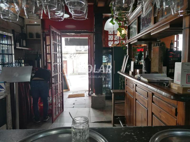 Foto b294af79-e76c-4223-83b5-f46de0736fb0. Lloguer local comercial a Casco Vello Vigo