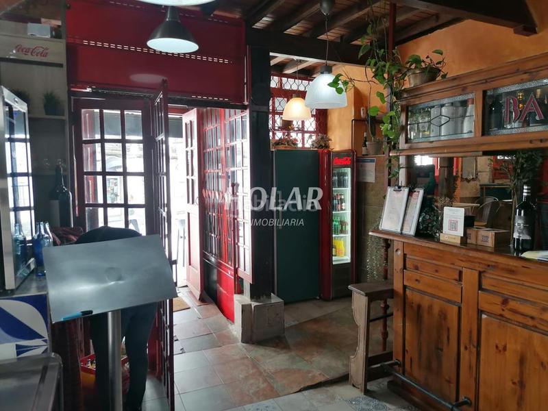 Foto ca7d96a5-d181-475a-a880-963716a81d94. Lloguer local comercial a Casco Vello Vigo