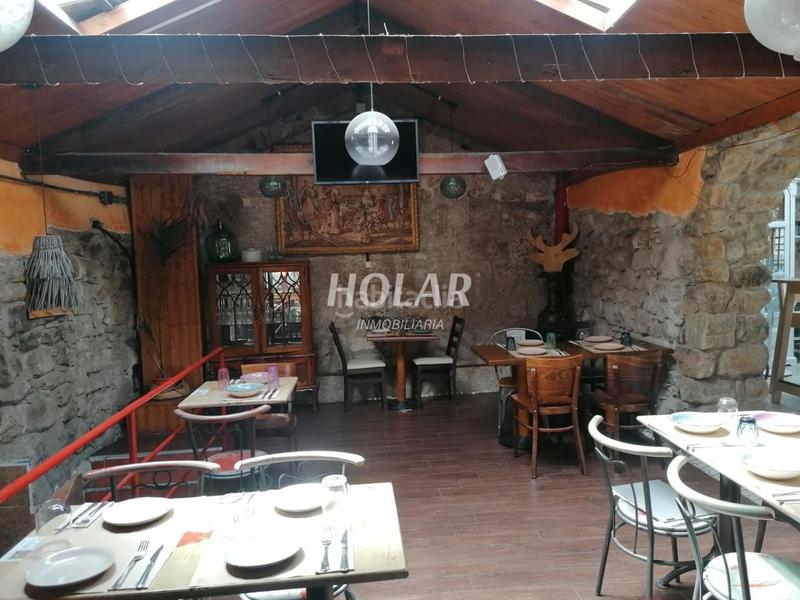 Foto 0d4d37bf-abba-488b-ac34-92d2bb259a03. Location local commercial dans Casco Vello Vigo