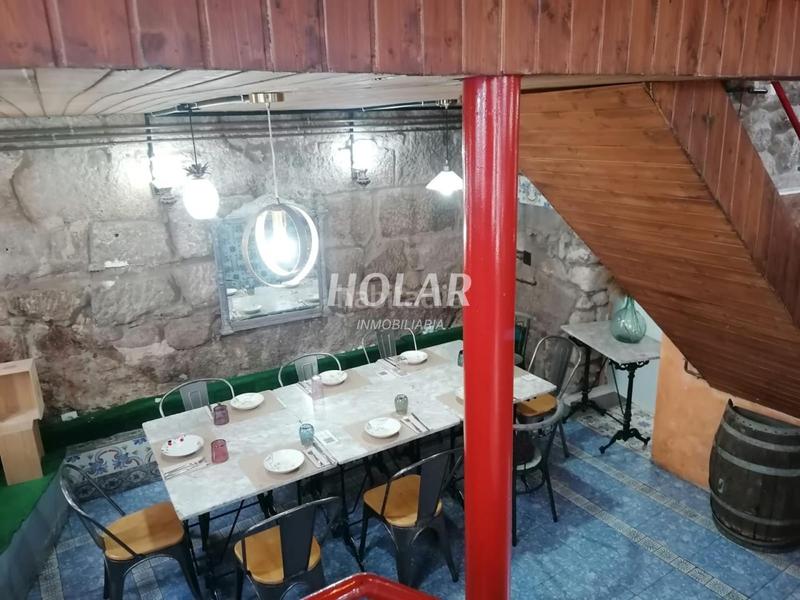 Foto 2a9bb4eb-0700-4e8c-92ee-0f06bca4c0d7. Location local commercial dans Casco Vello Vigo