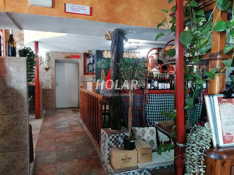 Foto 65da7eca-6d5d-422a-ad56-39c1b853b9c0. Location local commercial dans Casco Vello Vigo