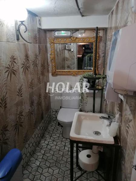 Foto f2ca8f04-55cf-4be5-86c6-04e29b0bc218. Location local commercial dans Casco Vello Vigo