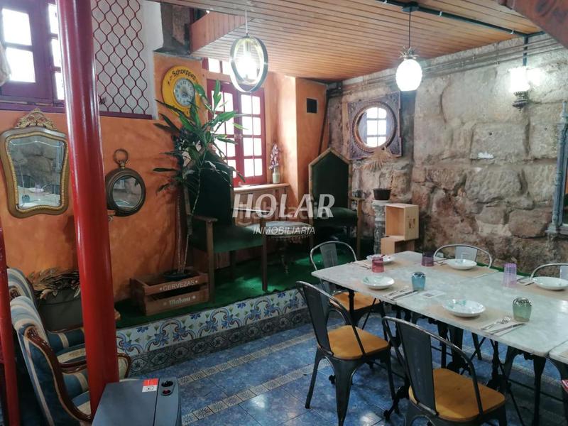 Foto 5ded49c9-d06c-4445-bde1-489a8638062a. Affitto locale commerciale in Casco Vello Vigo