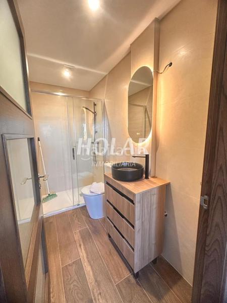 Foto 736ea56f-c092-4da5-bba9-7b4866d80715. Casa bifamiliare con riscaldamento parcheggio in Coruxo - Oia - Saiáns Vigo