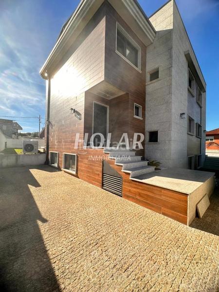 Foto b7c58f1f-3be3-4dc9-8271-fb4c77ba55e4. Casa bifamiliare con riscaldamento parcheggio in Coruxo - Oia - Saiáns Vigo