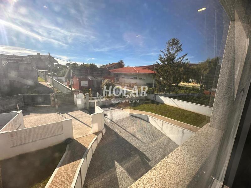 Foto f6e6046b-5070-4ab6-8a3d-46e5d2d3b953. Casa bifamiliare con riscaldamento parcheggio in Coruxo - Oia - Saiáns Vigo