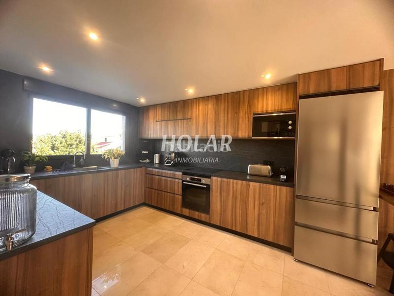 Foto f8ba74af-6219-4496-ba08-b6b2c8ab3003. Towny house with heating parking in Coruxo - Oia - Saiáns Vigo