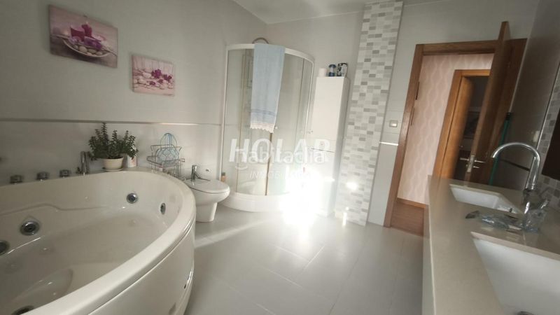 Foto a2f856e8-28bd-413f-9cc3-18827863759d. Xalet amb aparcament piscina a Coruxo - Oia - Saiáns Vigo