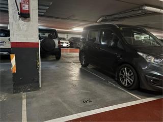 Lloguer Aparcament cotxe  Carrer de dolça de provença. Plaza parking en alquiler plaça la palmera