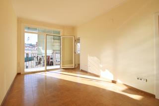 Piso  Del paral·lel