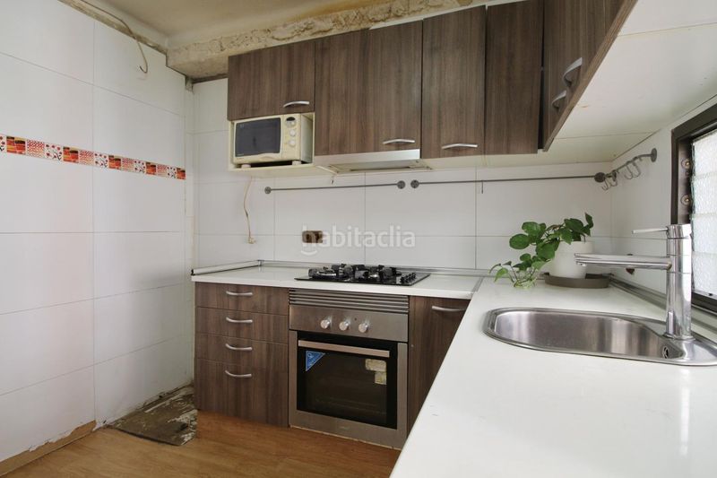 Foto d66b5279-f778-495c-8749-491fbff077e6. Pis amb calefacció a La Verneda - La Pau Barcelona