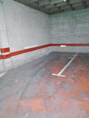Aparcament cotxe a . Parking en venta zona sector v