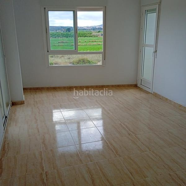 Foto 27abfc57-c957-402d-95a9-71d09d53ab82. Rent flat in Almoradí