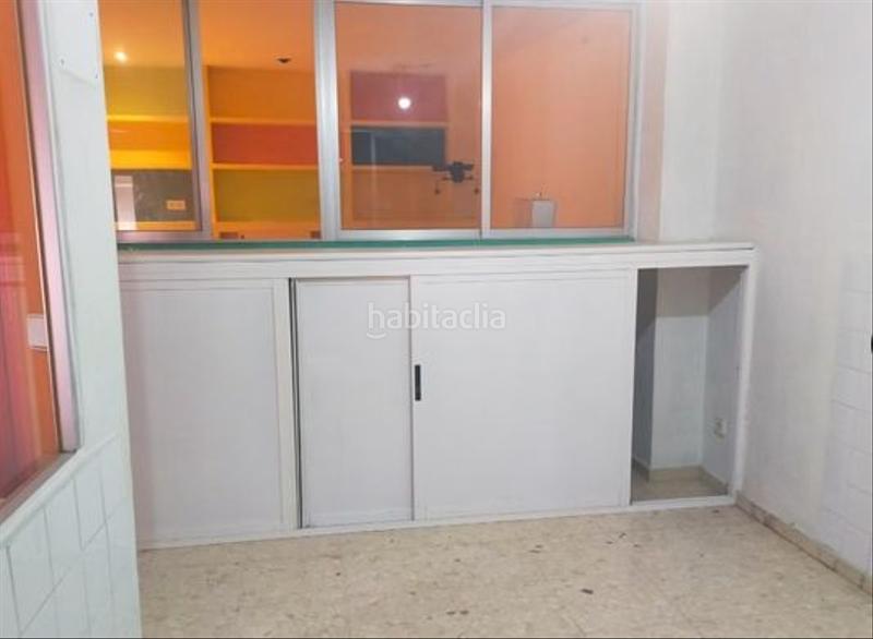 Foto 4eb35582-d76f-44d8-a6b1-46387381b7a1. Alquiler local comercial local en alquiler cerca del Centro de congresos en Elche / Elx