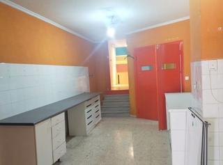 Business premise in Centro