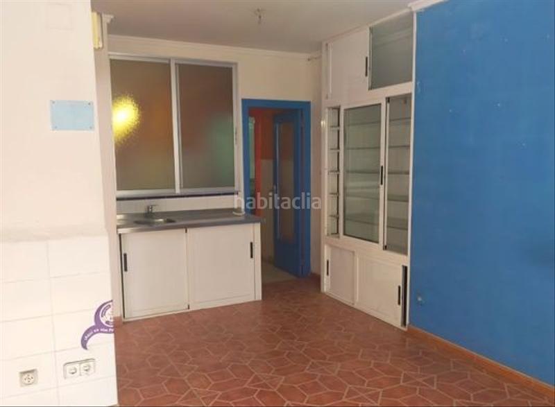 Foto f51b4089-c3ca-457c-a7d1-8bfed6ed4556. Rent business premise in Centro Elche / Elx