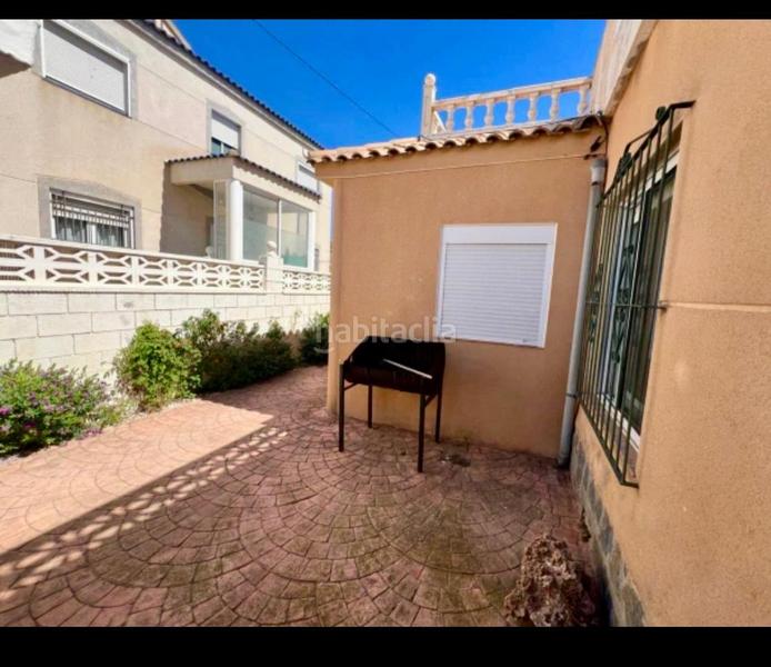 Foto 14dfee2a-f00e-4c8d-845c-9a787458bdbf. Location chalet avec cheminée parking piscine dans El Altet Elche / Elx