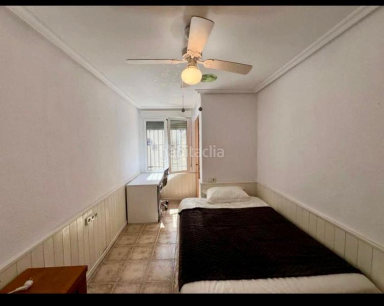 Foto 8d81de13-50e8-4a66-be40-83f8d449cba4. Location chalet avec cheminée parking piscine dans El Altet Elche / Elx