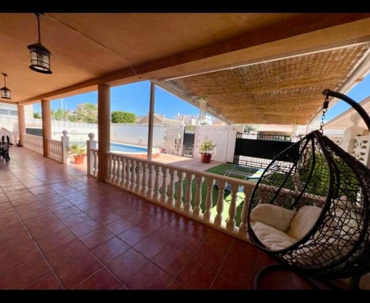Foto e0cf9f38-35c3-4d8c-bfef-788178f09257. Location chalet avec cheminée parking piscine dans El Altet Elche / Elx