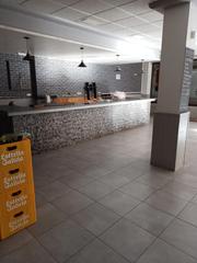 Lloguer Local Comercial a San Crispín. Local antigua cafeteria en alquiler