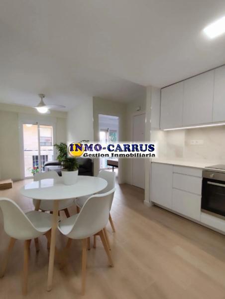 Foto 89ae8e49-beb1-4e62-bf3f-84a41880d599. Location appartement dans Centro Elche / Elx