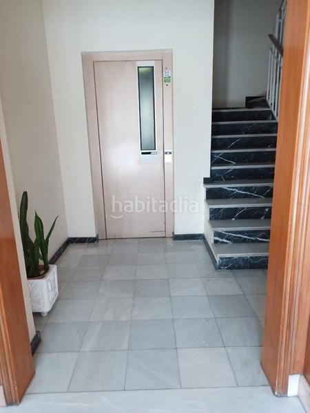 Foto 1261f5a8-fc2c-4b44-8b55-ccfb30ebb3f6. Rent flat in Centro Elche / Elx