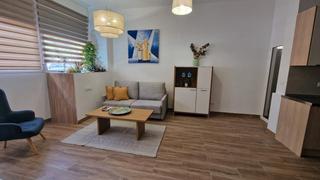 Miete Etagenwohnung in Calas Santiago Bernabeu. Planta baja en alquiler para larga estancia