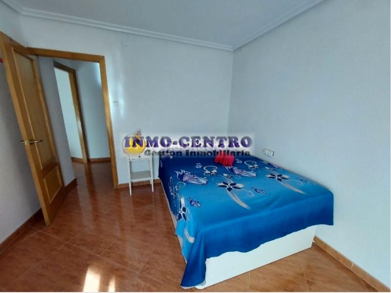 Foto 843012a3-b20c-4b62-9a3f-5a175d5445e3. Rent flat in Carrús Este Elche / Elx