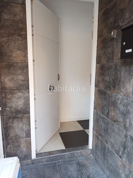 Foto 4537135f-7aa7-4158-90eb-a51eb1e43466. Local comercial a Carrús Oeste Elche / Elx