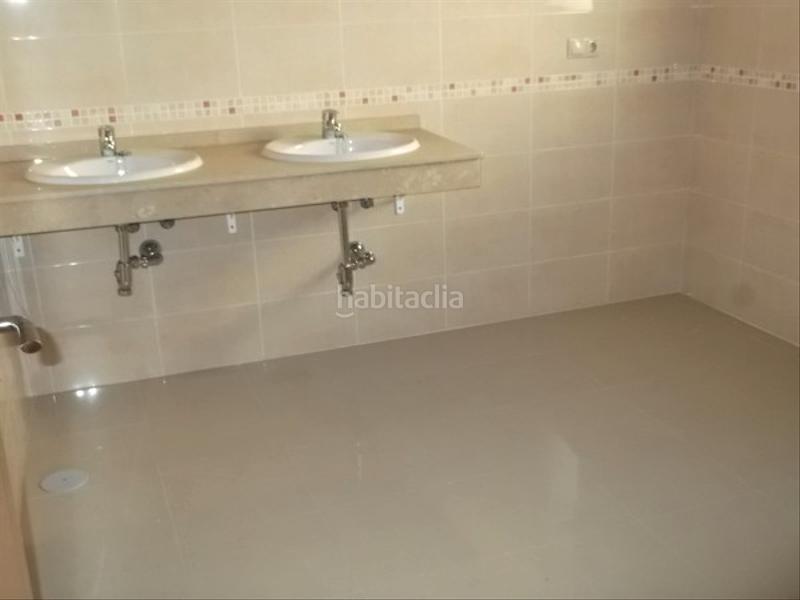 Foto 4c6b0e33-1795-4285-b952-14b9e4c44088. Alquiler casa adosada triplex adosado en alquiler en Aspe