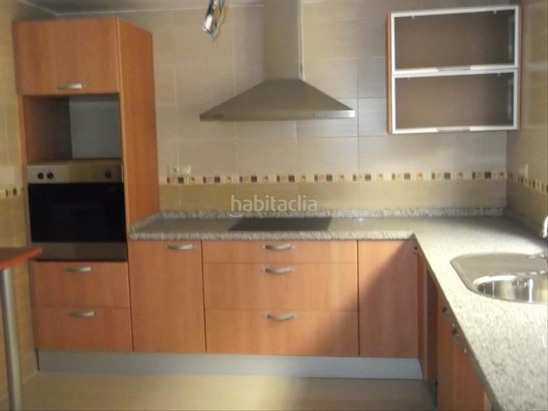 Foto d71ab059-0436-4e59-af1b-b91e99b7a1ed. Alquiler casa adosada triplex adosado en alquiler en Aspe