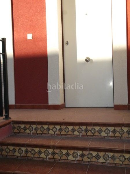Foto 053bbc21-1b94-4297-bd70-cc034b5d6363. Lloguer casa adossada amb aparcament a Las Fuentes-Los Cipreses Aspe