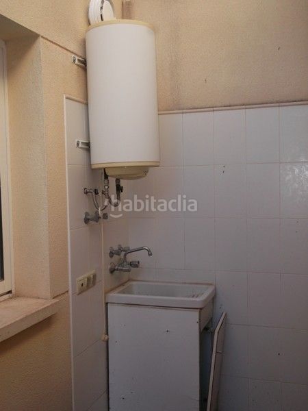 Foto 2eb451f8-fae7-4cac-87b9-d80d1bc53f43. Lloguer casa adossada amb aparcament a Las Fuentes-Los Cipreses Aspe