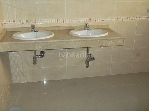 Foto 37022f44-4a7d-42a3-9033-c29273386dd8. Lloguer casa adossada amb aparcament a Las Fuentes-Los Cipreses Aspe