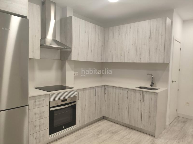 Foto 80edb9a6-9156-41f1-9fa1-7746f652a3bc. Alquiler apartamento estudio de alquiler en Sector V de elche en Elche / Elx