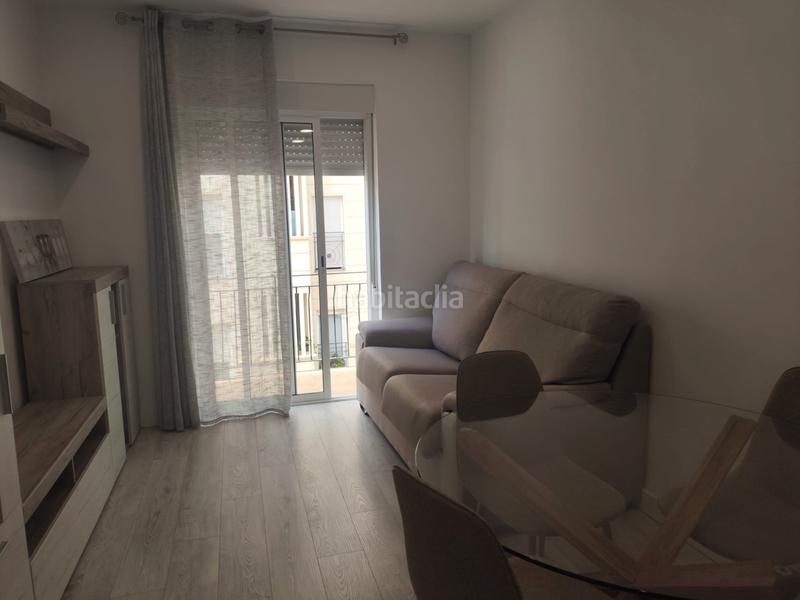 Foto e2cc8f7a-e675-4c45-94c6-a33932835684. Alquiler apartamento estudio de alquiler en Sector V de elche en Elche / Elx