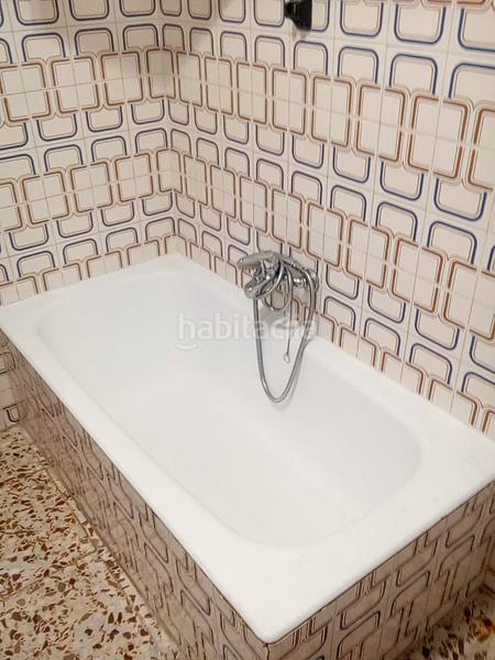 Foto 98384b34-a8f7-4a30-b96a-bfe4334eb869. Miete etagenwohnung in Carrús Este Elche / Elx