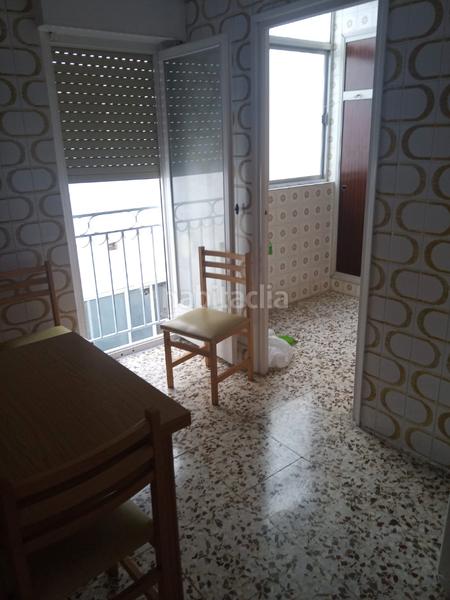 Foto 9f3ad929-11fa-4101-8ea6-d53240465385. Miete etagenwohnung in Carrús Este Elche / Elx