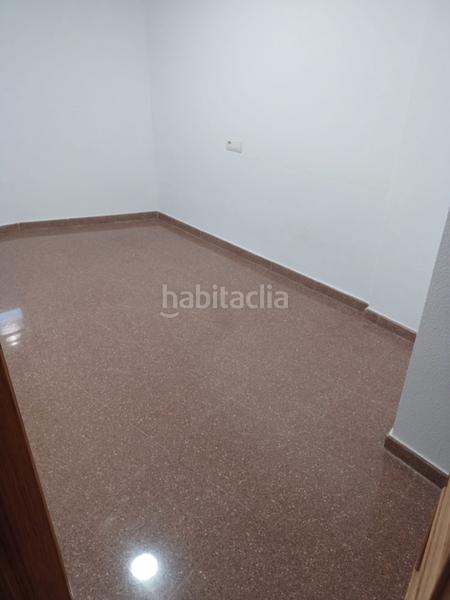 Foto aec3d476-33f4-4f84-8a20-91ce13e097e5. Miete zweistöckige wohnung in Carrús Oeste Elche / Elx