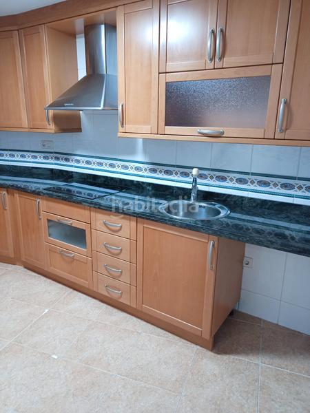 Foto d1833d15-38c0-4fdc-a7eb-bf6303985a1c. Miete zweistöckige wohnung in Carrús Oeste Elche / Elx