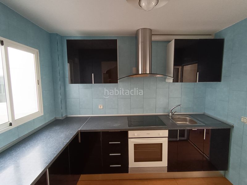 Foto a019c363-f86d-4862-a88a-5edfc6b8b901. Rent flat in Sector V Elche / Elx