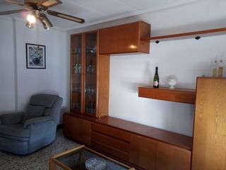 Affitto Appartamento in Carrús Oeste. Piso de alquiler en zona plaza madrid de elche