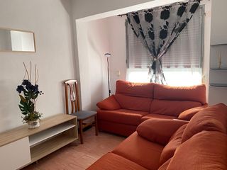 Flat in Plaza Crevillente - Antiguos Juzgados - El Asilo