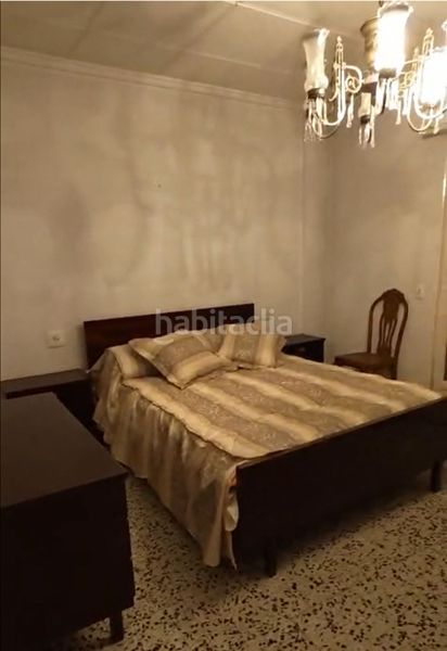 Foto bdb0abdf-29b2-402f-9282-f8b40da6a7c2. Pis a Centro Elda