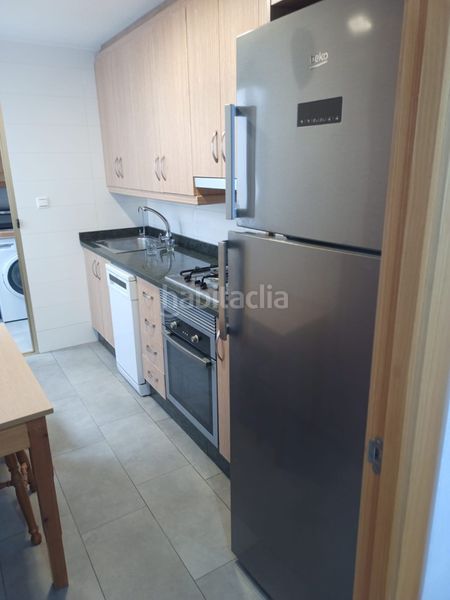 Foto f135759b-abee-450c-8062-15b4bc6bea21. Miete etagenwohnung in Playa Levante Santa Pola
